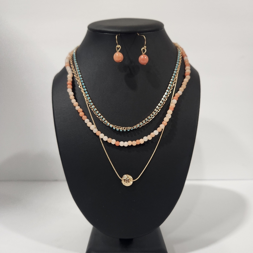 NWT Layered Multi Color Semi-Precious Necklace Set